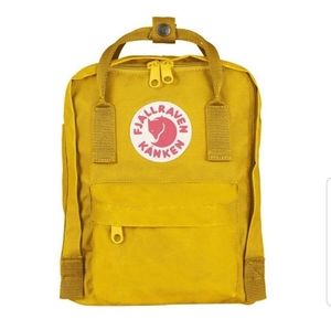 Kanken mini. Mustard yellow
